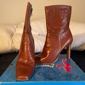 “Somethin’ else from Skechers” boots - 7 1/2